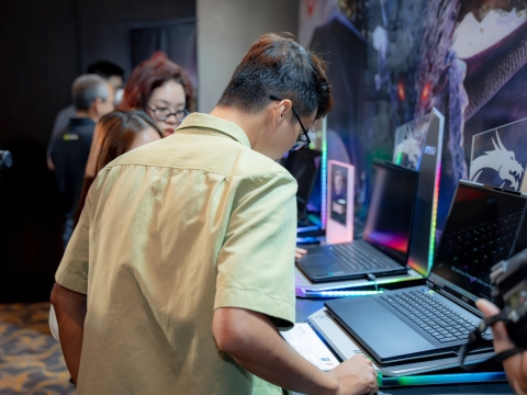 MSI CÔNG BỐ DÒNG LAPTOP TRANG BỊ RTX 50 SERIES ĐẦU TIÊN TẠI VIỆT NAM 